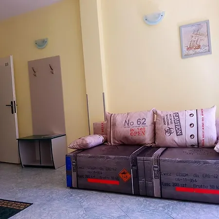 Nely Family Hotel