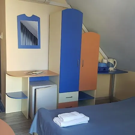 Nely Family Hotel